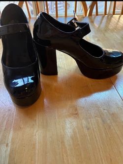 Size 8 Coutgo Womens' T-Strap Round Toe Chunky Platform Heels Patent Mary Jane Dress Shoes.