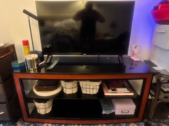 Bell’O Contemporary Entertainment Center / TV Console – Glass & Wood