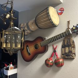 Guitara y lo demás $100