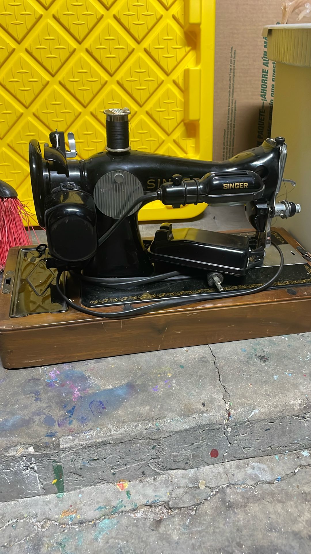 Singer Sewing Machine
