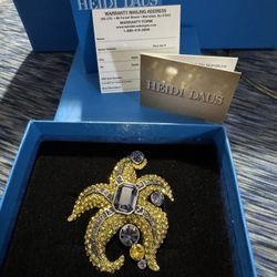 Heidi Daus “ Sea Star “ Crystal Pin
