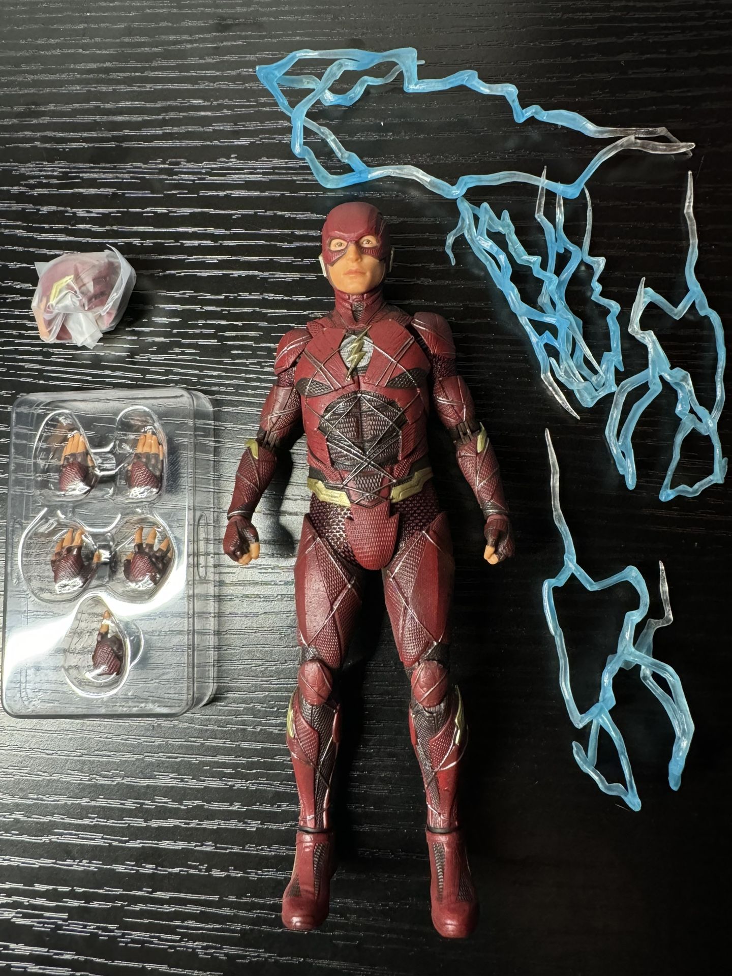 Mezco Reverse Flash Mezco Zack Snyder Flash for Sale in Los Angeles, CA - OfferUp