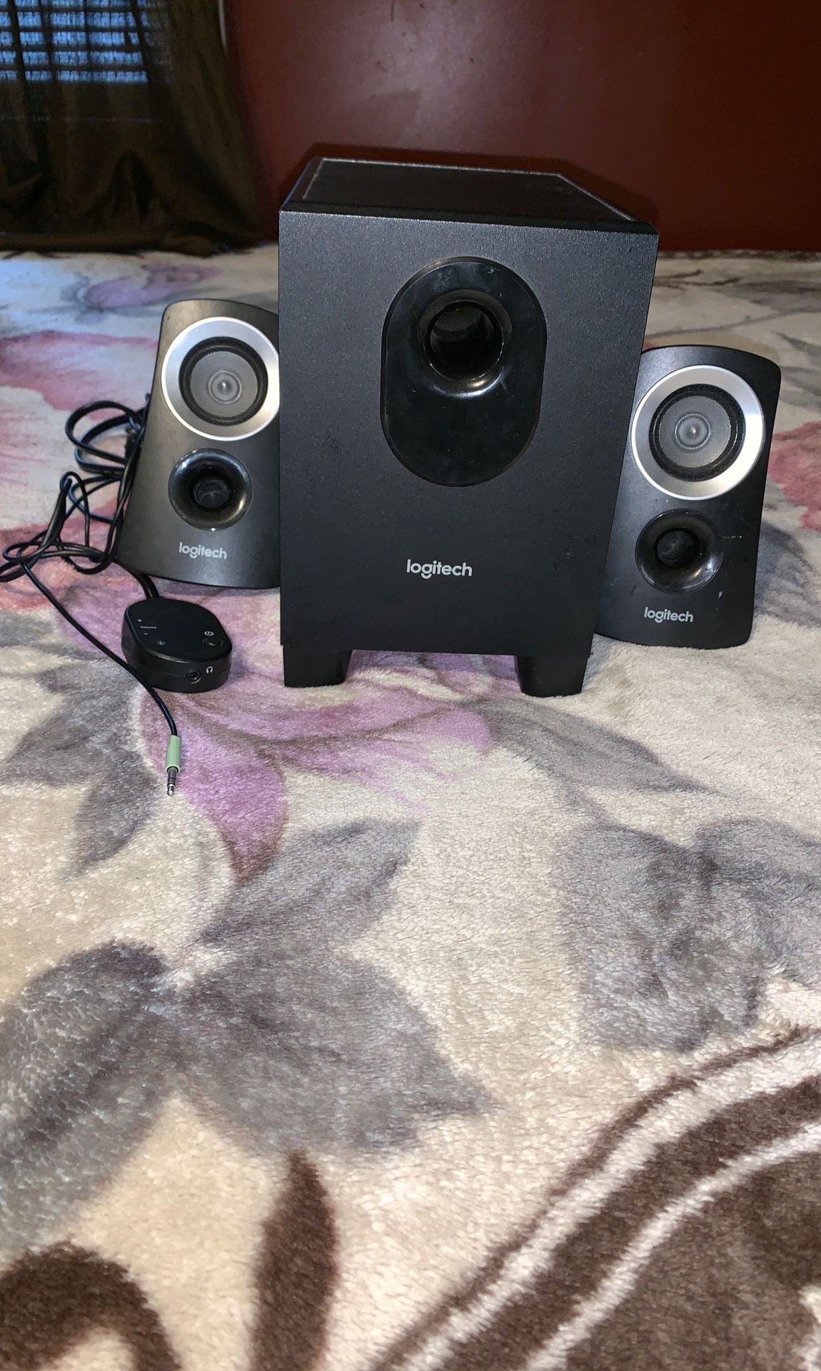 Logitech speakers and subwoofer