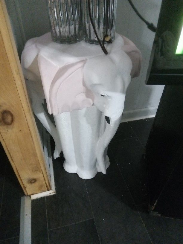 Art And Furniture