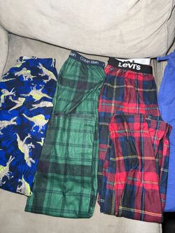 Boys sweat pants/pjs size 10-12