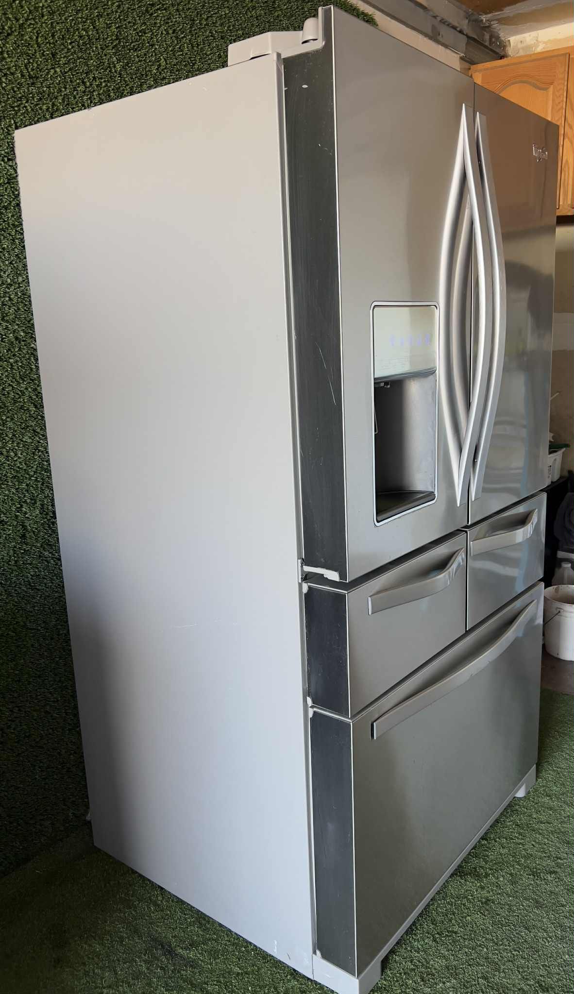 Whirlpool Refrigerator