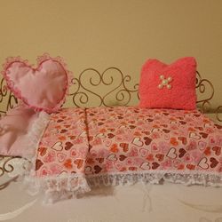 Metal Heart Scrolled Doll Bed and Bedding Sets