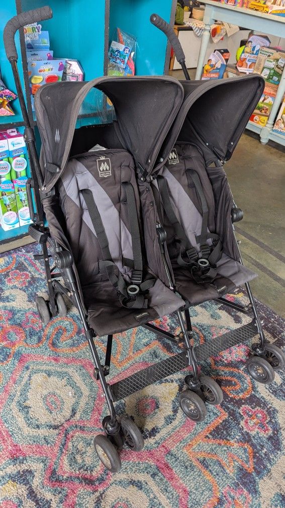 Maclaren Twin Triumph Double Stroller