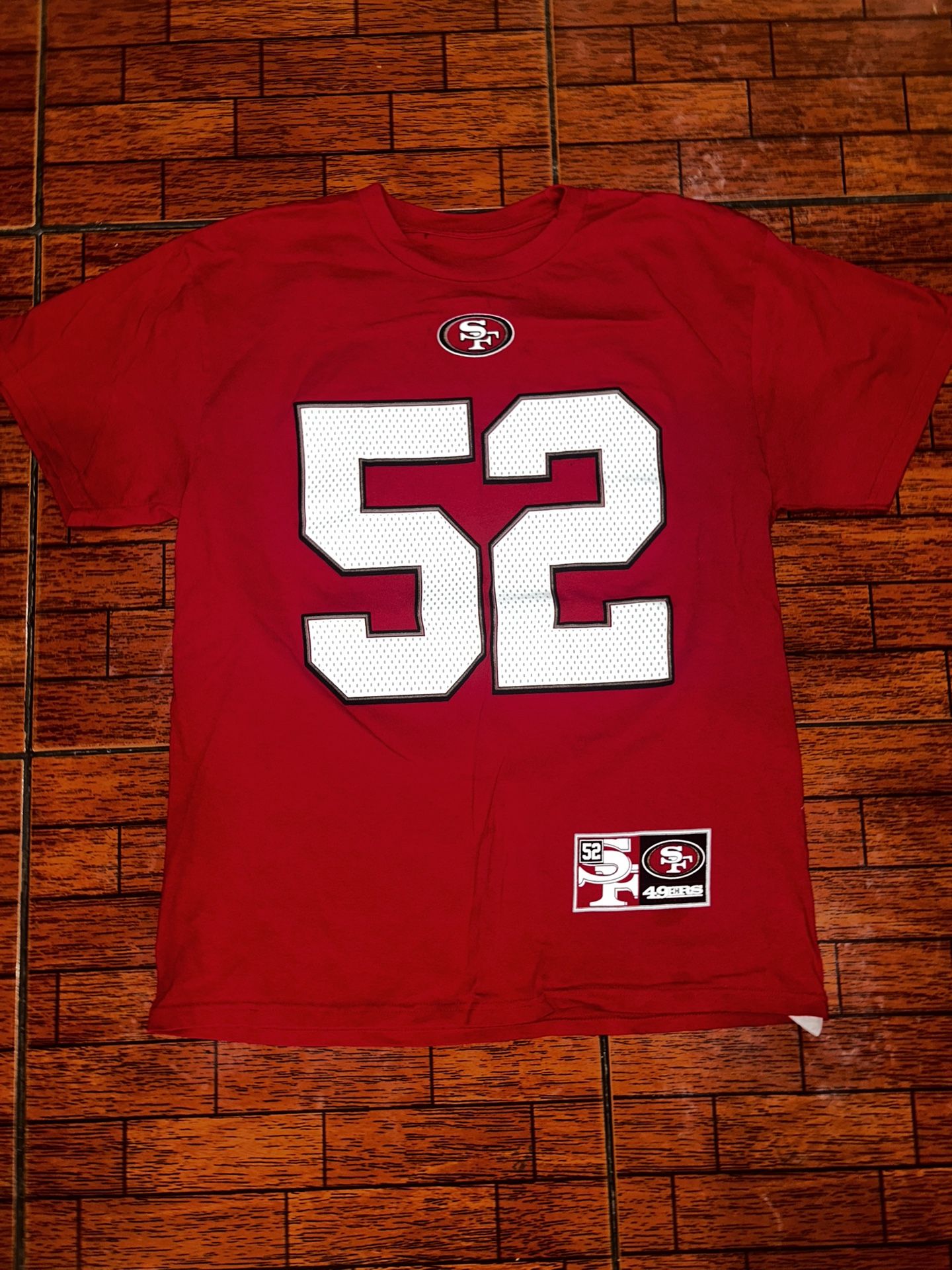 49ers NFL Patrick Willis T shirt, excellent condition