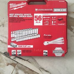 Milwaukee  56 PC.  3/8  Metric And SAE.  Model. 48-22-9008. Set 