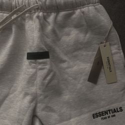 Essentials Shorts Light Oatmeal