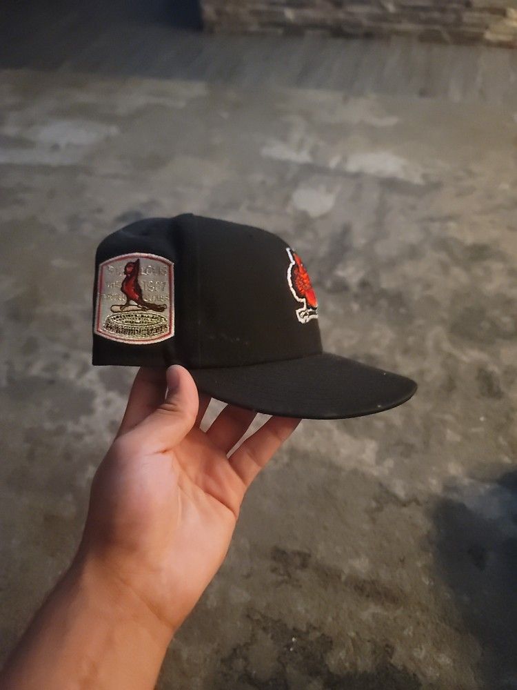 Cardinals Hat