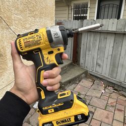 DEWALT 20V XR Impact Driver (Good Condition)