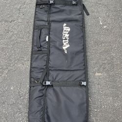 black valsurf multi - snowboard large padded bag approx. 165 cm. 