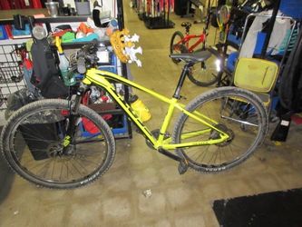 Used Scott Aspect 970 21 Speed Small Frame 29" Tire Mountain Bike