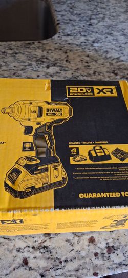 Brand New Dewalt 20v Xr Brushless Impact Wrench 1/2" mid torque set $250 FIRM ON PRICE