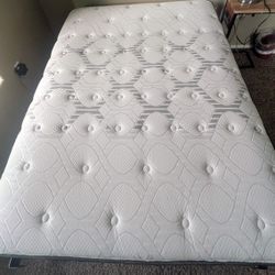 Full Size Sealy Posturepedic Hawthorne Cushion Firm mattress and box spring set 