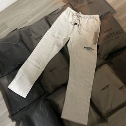 Lightoat Essential Sweats