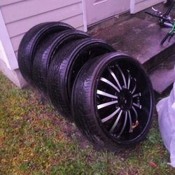 24 inch rims an tires....tires brand new...They Came Off My Dodge Challenger...so If U Have A Dodge It Will Be A Perfect Fit...if Not U Will Probably 