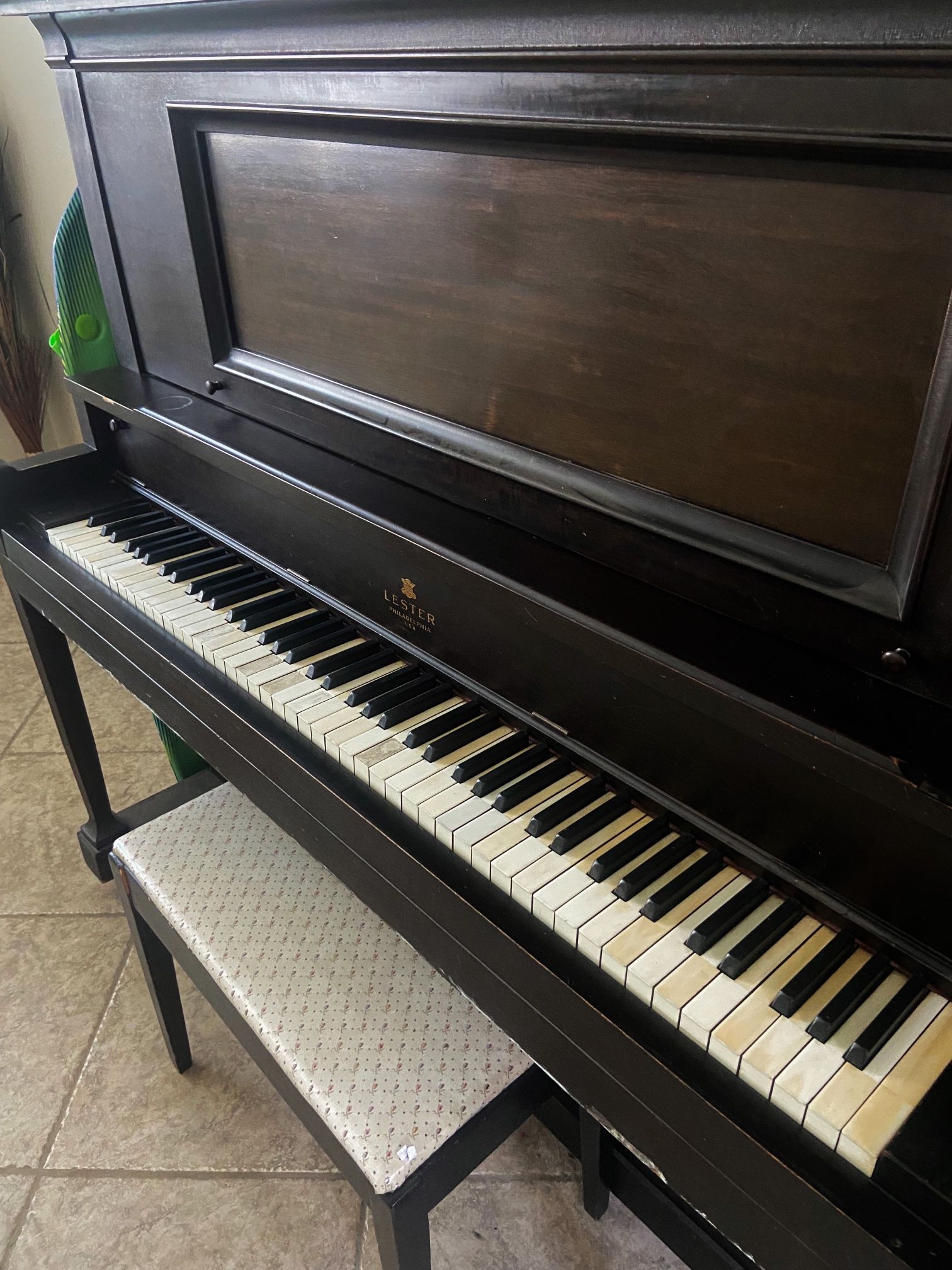 Lester Piano
