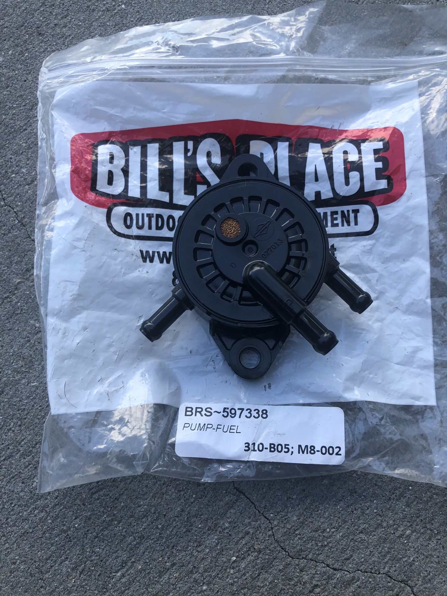 New Briggs &Stratton Fuel Pump
