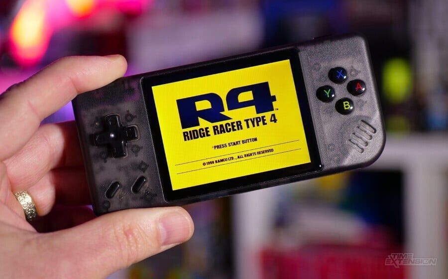 Brand New Anbernic RG28XX Handheld Retro Game Player - 6k Games!