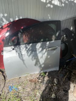 2017 Chevy Cruze Driver Side Door