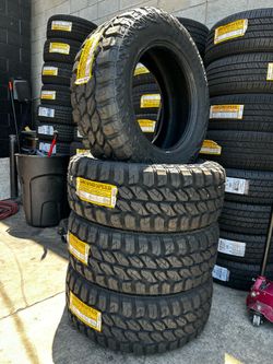Vendo set de llantas 35x12.50R20LT Marca GROUND SPEED M/T