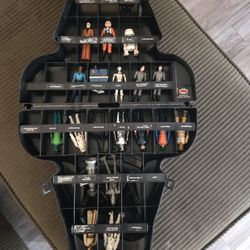 Star Wars Figurines And Darth Vader Storage Case