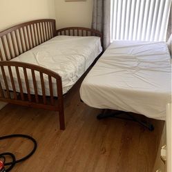 Solid Wood Twin Daybed w/ Pull‑Out Trundle – Clean, Guest Room Set