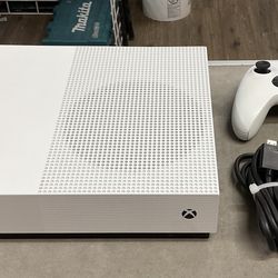Microsoft Xbox One S