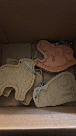 Ceramic cookie molds
