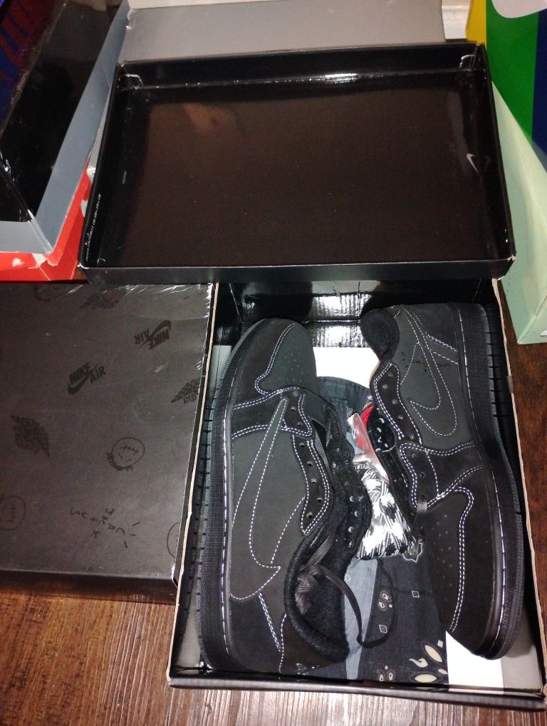Jordan 1 Low Ts Phantom
