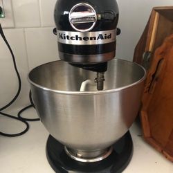 Kitchen Aid Only 80$