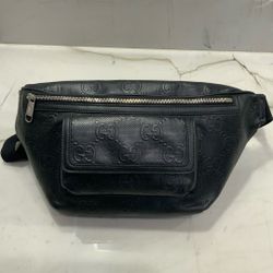 Genuine Men’s Gucci Bag, with certificate of authenticity!