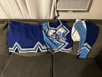 Cheerleading costume