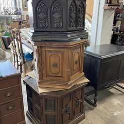 Vintage Wood Hexagon Table (Middle Table)