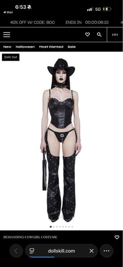 Dollskill costume