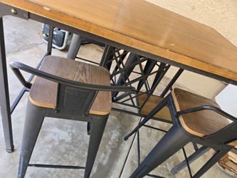 Dinning table