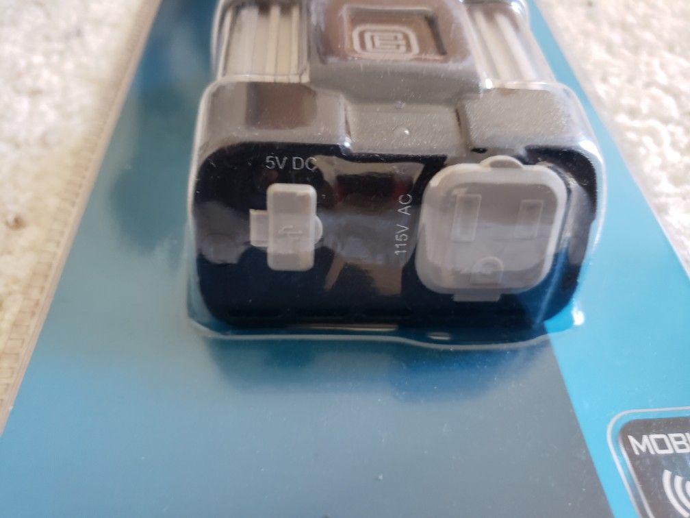 Car power inverter brand new in the packaging