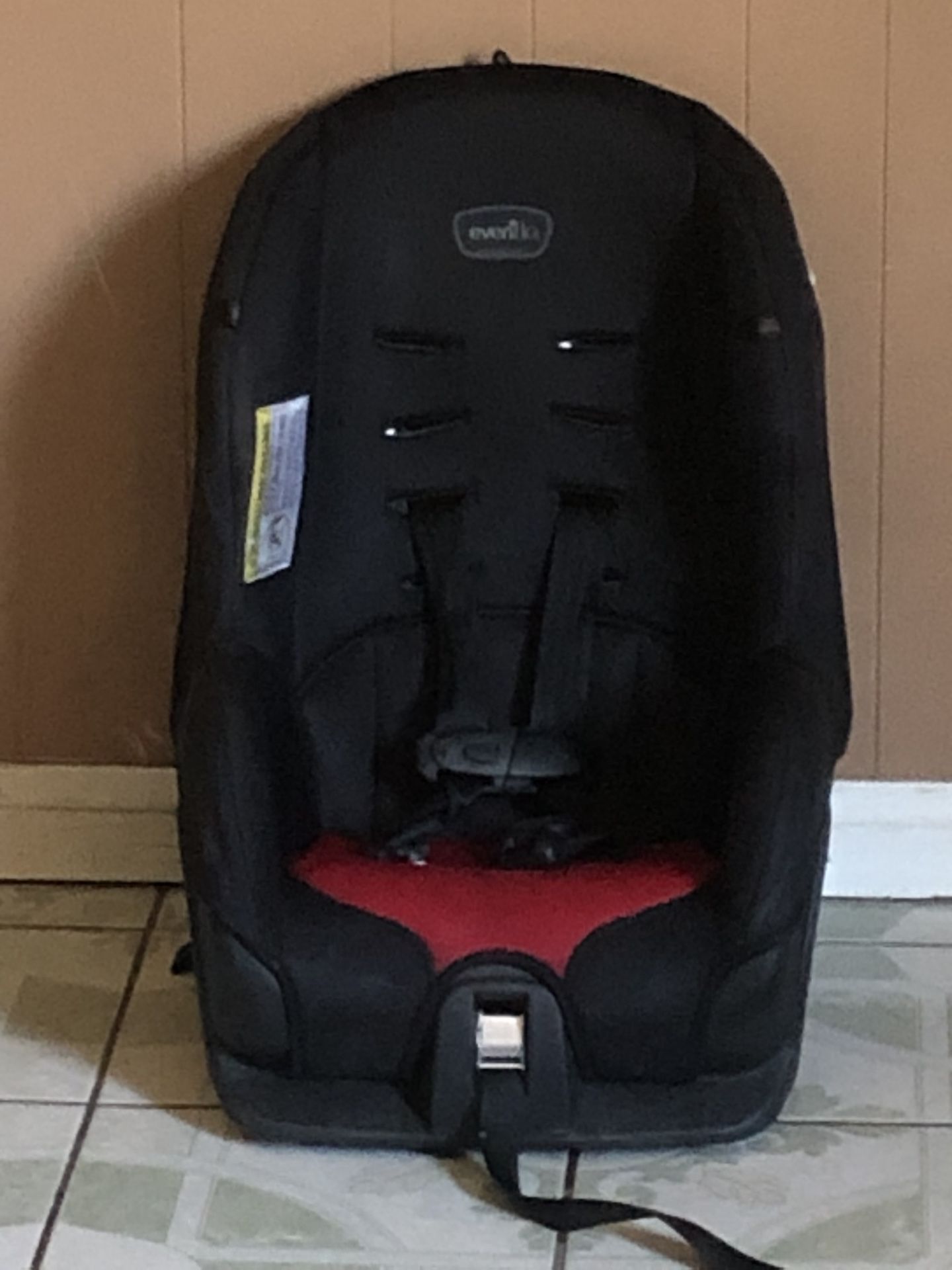 EVENFLO CONVERTIBLE CAR SEAT!!!!