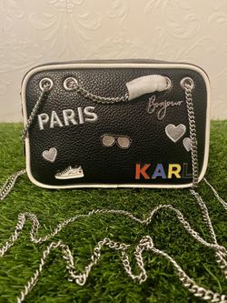 Crossbody Karl