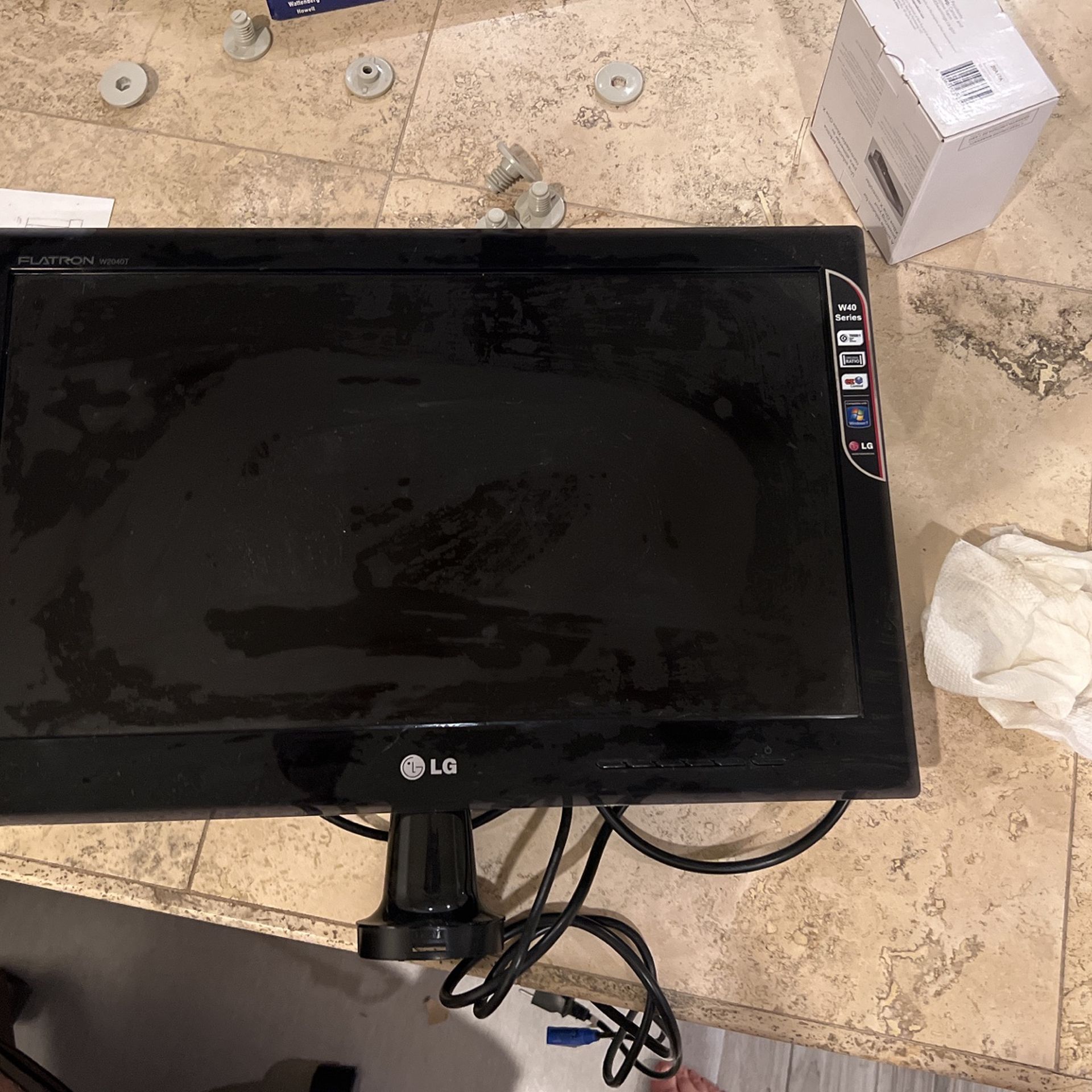 Good As New Monitor Works For Anything
