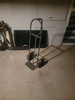 Like New Heavy Duty 2 Wheel Dolly