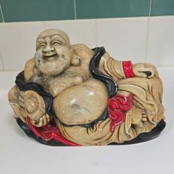 Buddha Statue 