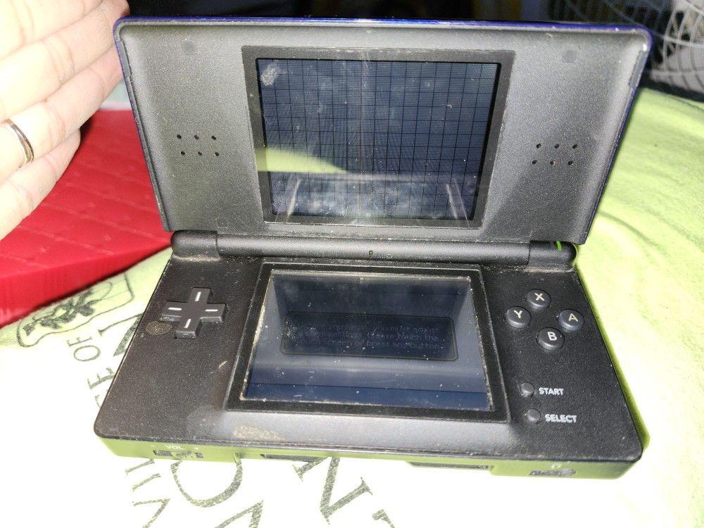 3 Nintendo Ds Lite With Games