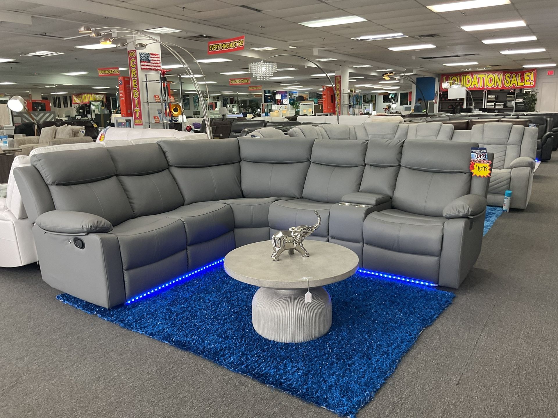 Gorgeous Sectional Couch For Sale (we Deliver)