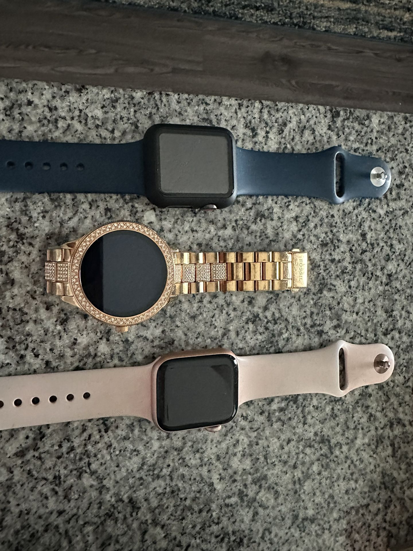 Apple Watch And Fossil Smart Watch