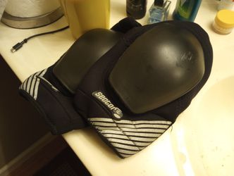Sector 9 Gasket Knee Pads (Size S/M)