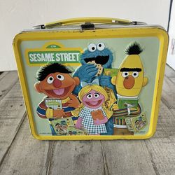1979 Aladdin Vintage Sesame Street Metal Lunch Box Pail w/Thermos